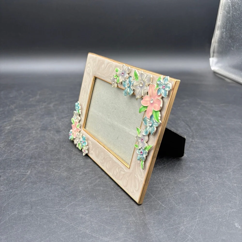 N/A enamel floral